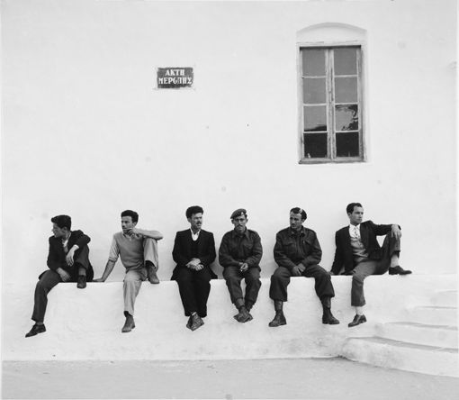 Dimitris Harissiadis: photograph 6, printed by Idolo Lab, Athens